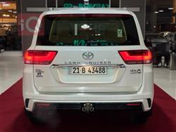 تويوتا لاندكروزر